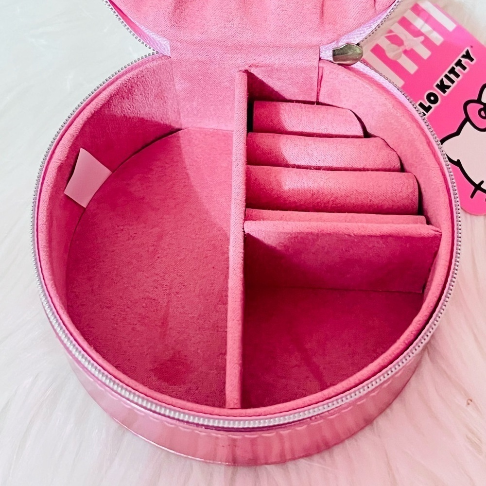Hello Kitty Jewelry Box - Picture 4 of 6
